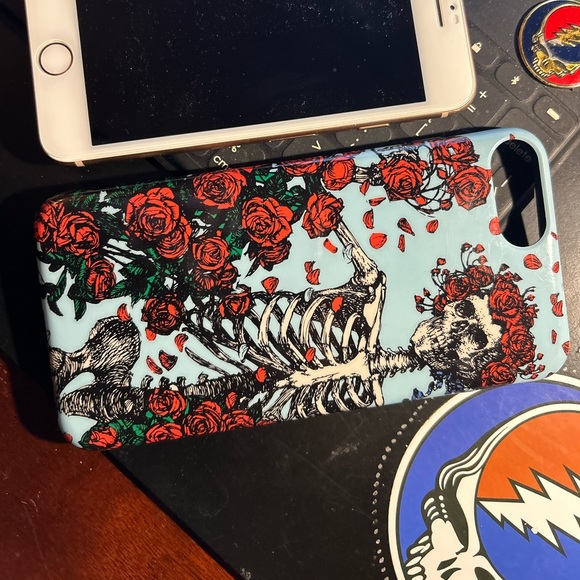 Casket Grateful Dead Skull and Roses Casley iPhone case 8 plus - Picture 3 of 3